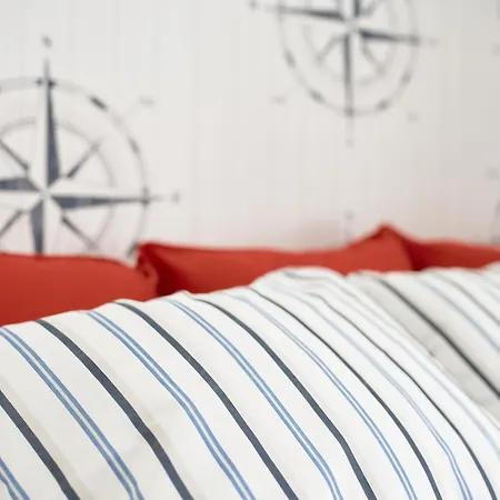 Naissaaren Valo Couette-café