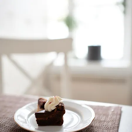 Naissaaren Valo * Jyväskylä